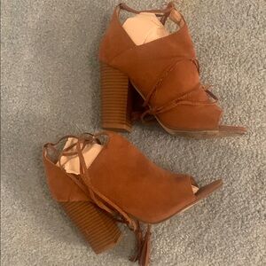 Elegant Brown Women's Heeled Sandals